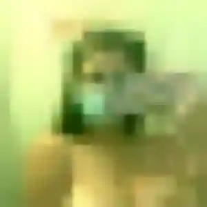 Contacte Caroline, 23 ans à Chevinay en privé