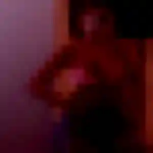 Rejoins Malika, 28 ans à Cholet en t'inscrivant
