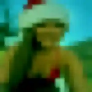 Philippine, 45 ans, connectée à Cires-lès-Mello pour une rencontre coquine