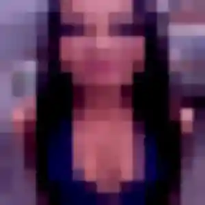 Daphne, 24 ans, dispo pour plan cul à Clécy