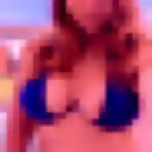 Photo de Eva à Commentry (32 ans) - plan cul discret