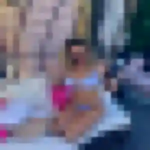 Suzanne, 26 ans, en ligne à Contamine-sur-Arve pour une rencontre coquine