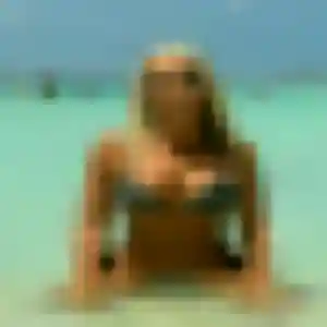 plan cul à Corbelin : profil de Maya, 22 ans - sans engagement