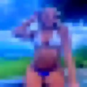 Photo sexy de Ursula, 35 ans à Coubert - plan discret