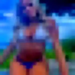 Rejoins Dorothee, 40 ans à Couëron en privé