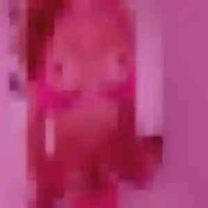 Charmante Alienor, 23 ans à Coume - voir sa photo