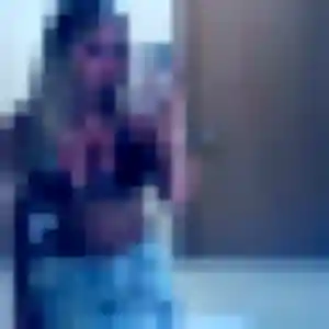 Photo de Geraldine à Cournonsec (22 ans) - plan cul anonyme