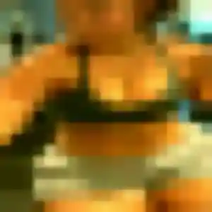 Découvre Geneve, 45 ans à Crandelles en privé