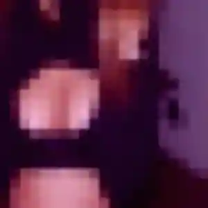 Photo de Ximena à Cravanche (44 ans) - plan cul anonyme