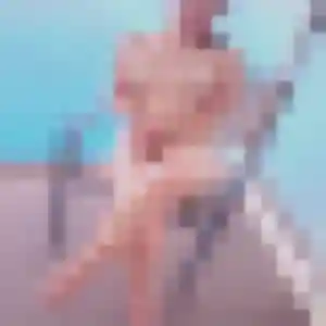 Ava, fille de 34 ans veut plan cul à Crayssac