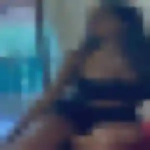 Rejoins Patricia, 23 ans à Cuillé en t'inscrivant