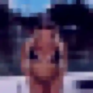 Dounia, 40 ans, connectée à Cunac pour une rencontre coquine