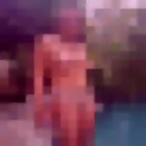 Noemie, femme de 24 ans cherche plan cul à Curgy