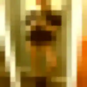 Charmante Ibtissam, 27 ans à Denée - voir sa photo