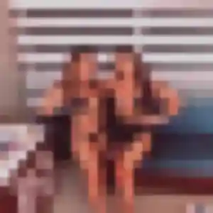 Rejoins Sandrine, 32 ans à Désertines en privé