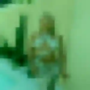 Ninon, 22 ans, en ligne à Domjean pour un plan cul