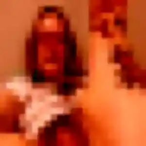 Kelly, 40 ans, en ligne à Drap pour une rencontre coquine