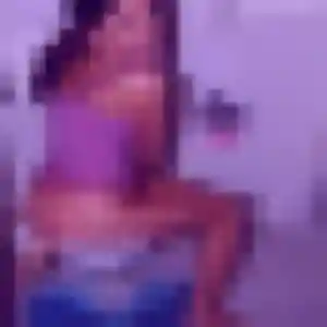 Elodie, fille de 31 ans veut plan cul à Duran