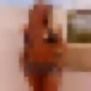 Leontine, femme de 28 ans propose plan cul à Ellon