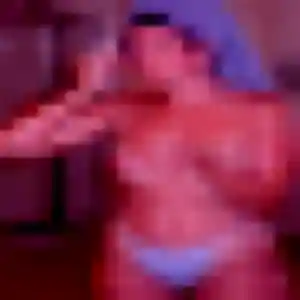 Alienor, 24 ans, veut un plan cul à Ensuès-la-Redonne