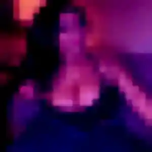 Karen (33 ans) à Estagel attend une rencontre rapidement