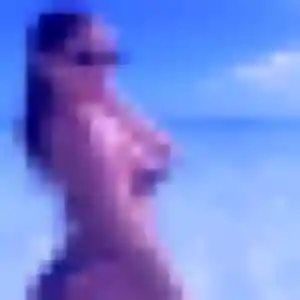 Vicky de Étaimpuis, 23 ans - plan cul discret