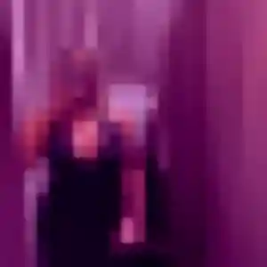 Contacte Karine, 33 ans à Farnay en privé