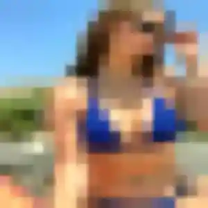 Rejoins Monique, 24 ans à Feyzin en t'inscrivant