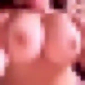 Photo privée de Adele, 33 ans à Flaujagues - plan discret