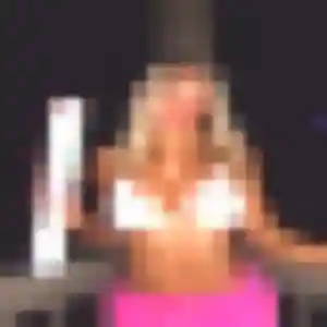 Regine (44 ans) à Flêtre propose une rencontre rapidement