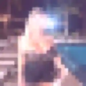 Photo de Uranie à Flêtre (27 ans) - plan cul anonyme