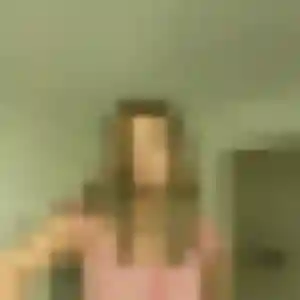 Lena (32 ans) à Foissiat attend un plan cul ce soir