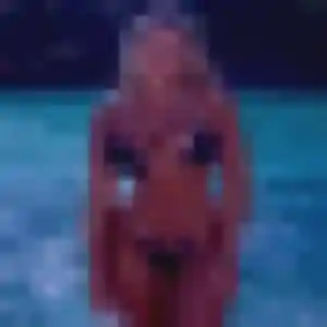 Charmante Nora, 32 ans à Fontenay - découvrir son profil