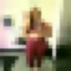 Rencontre Viviane, 33 ans à Fraisans gratuitement