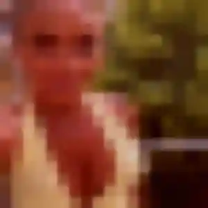 Photo de Nora à Frolois (27 ans) - plan cul gratuit
