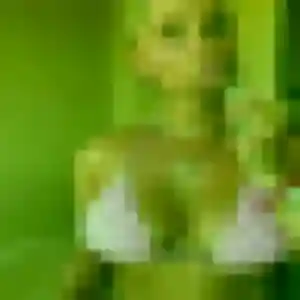 Yasmina, 37 ans, connectée à Frossay pour un plan cul