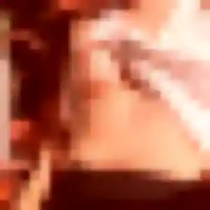 Zara, 22 ans, connectée à Gâvres pour un plan cul