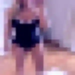 Ulrike, 43 ans, dispo pour plan cul à Genas