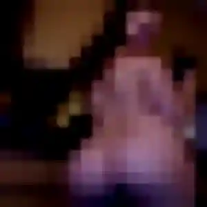 Sexy Meriem, 24 ans à Gençay - voir sa photo