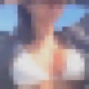 Edith, 24 ans, connectée à Geyssans pour une rencontre coquine
