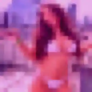 Contacte Janine, 25 ans à Glaire en privé