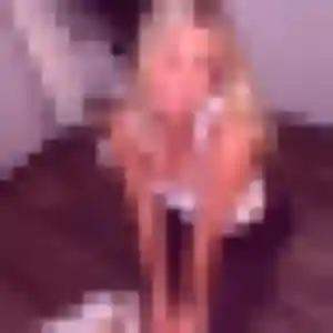 Photo de Yolande à Glomel (25 ans) - plan cul gratuit
