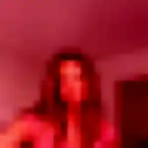 Photo de Delphine à Gouzeaucourt (27 ans) - plan cul discret