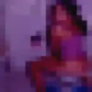 Lena (26 ans) à Grenoble attend une rencontre ce soir