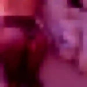 Louisa, 31 ans, dispo pour plan cul à Grièges