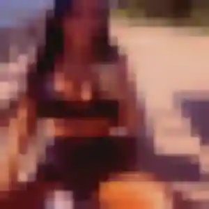 Martine, femme de 26 ans veut plan cul à Grosrouvre