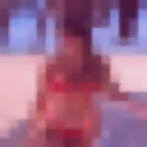 Pauline, 35 ans, cherche un plan cul à Guégon
