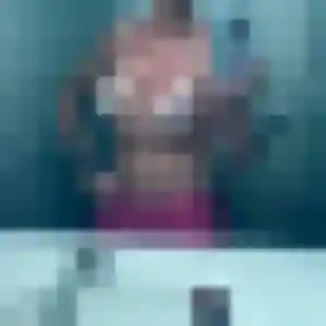 Photo privée de Pierrette, 41 ans à Guernes - rencontre coquine