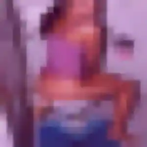 Photo de Geraldine à Guînes (33 ans) - plan cul gratuit