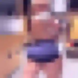 Alix, 33 ans, en ligne à Guissény pour un plan cul